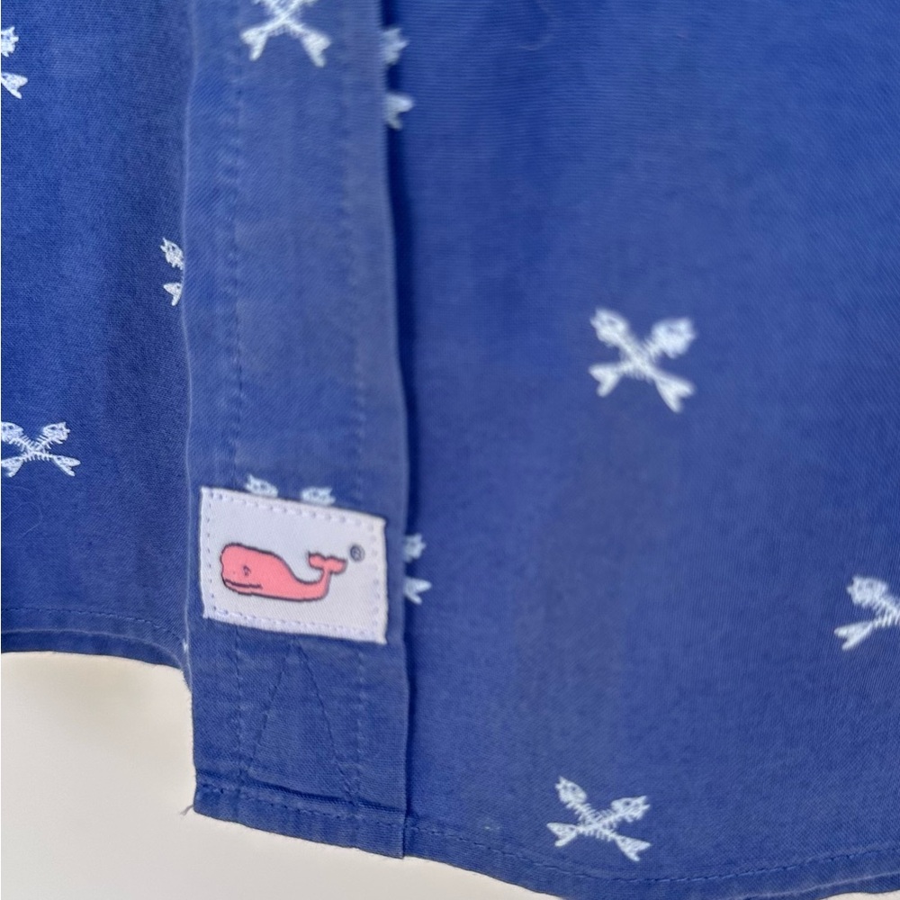 Vineyard Vines Navy Blue Shirt with White Pattern - Picture 3 of 4